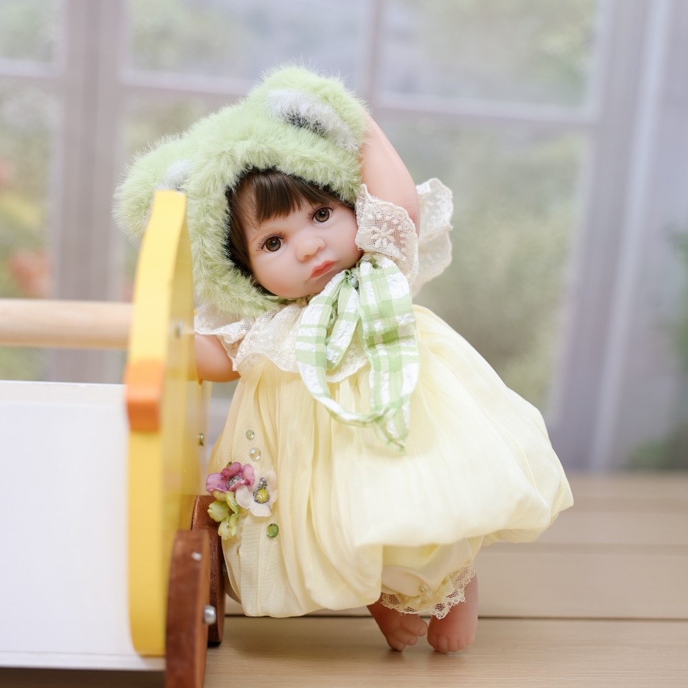 Boneka Vinyl Realistis Clovera - Kids Toys Xmas ulasan dan harga